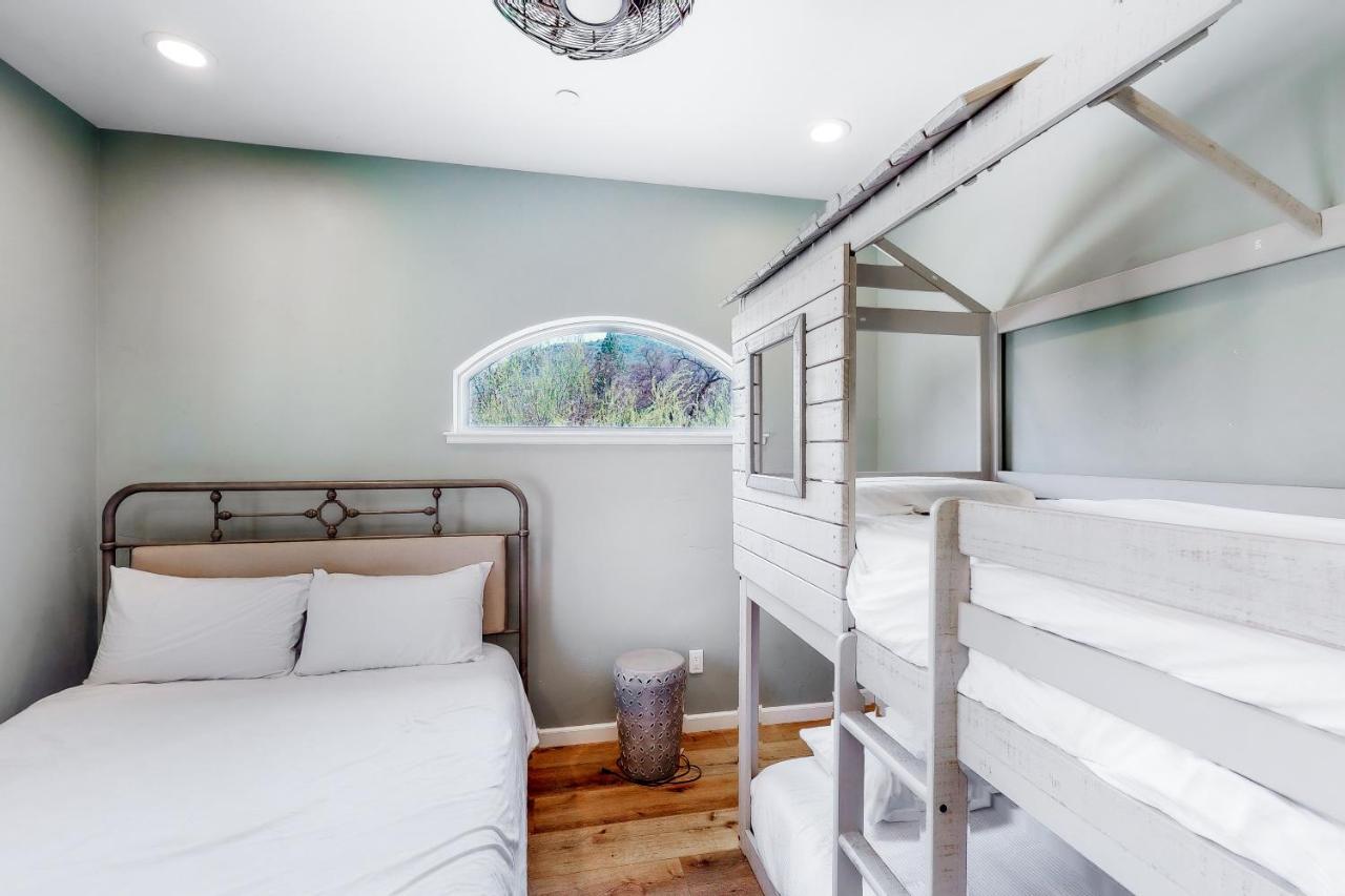 Yosemite Sandy River Retreat Oakhurst Exterior foto